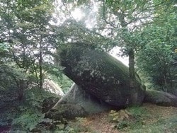 gite en bretagne proche foret huelgoat